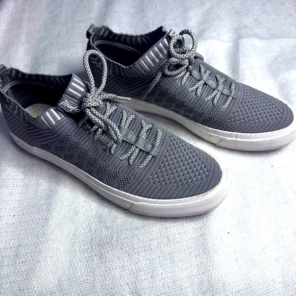 Blowfish Slip-On smeakers - Picture 1 of 5